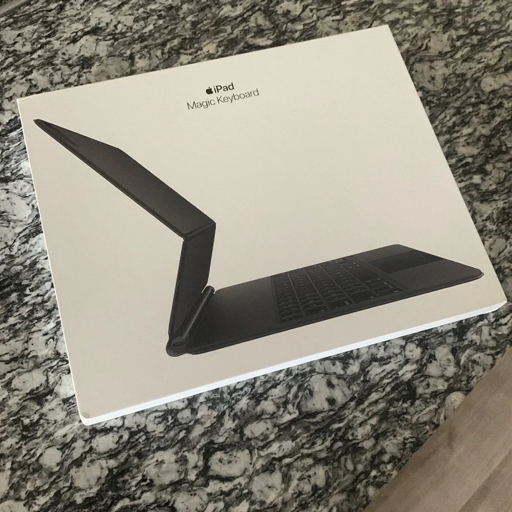 New Apple Magic Keyboard for 12.9-inch iPad.